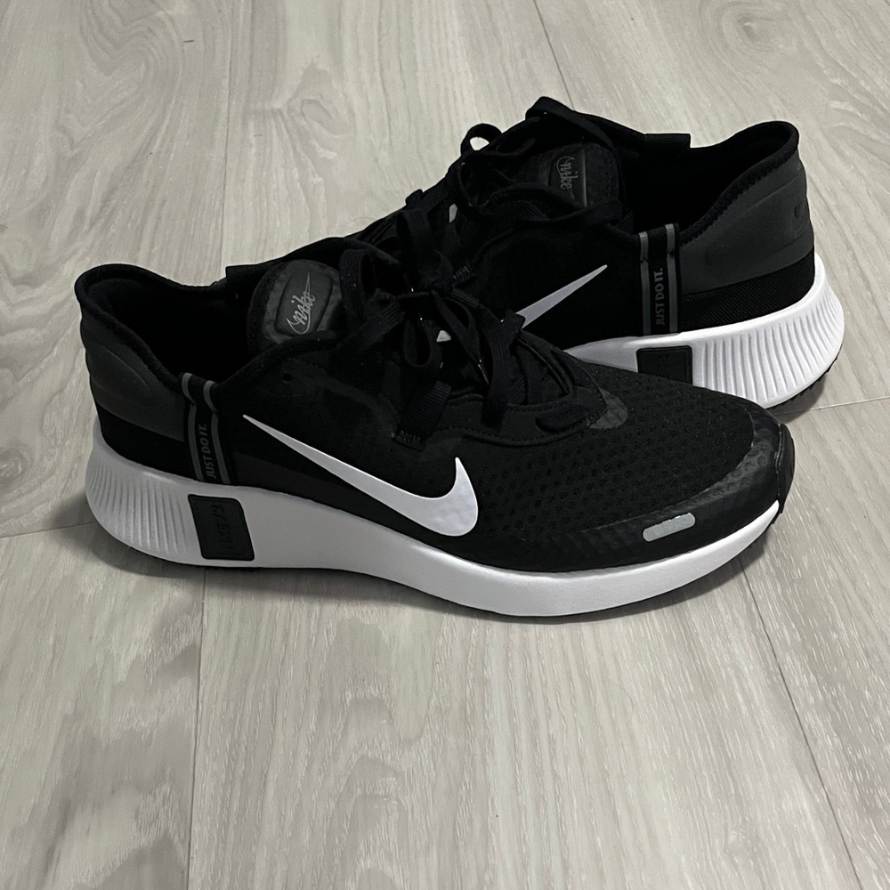 Brand new Nike reposto